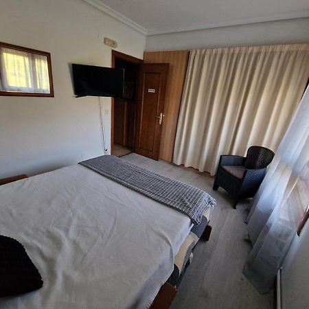 Hostal Lizuniaga Bera  Eksteriør bilde
