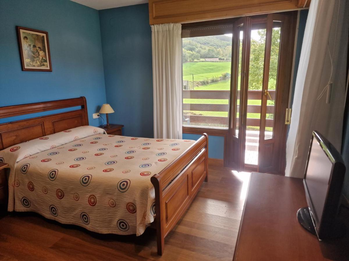 Hostal Lizuniaga Bera  Eksteriør bilde