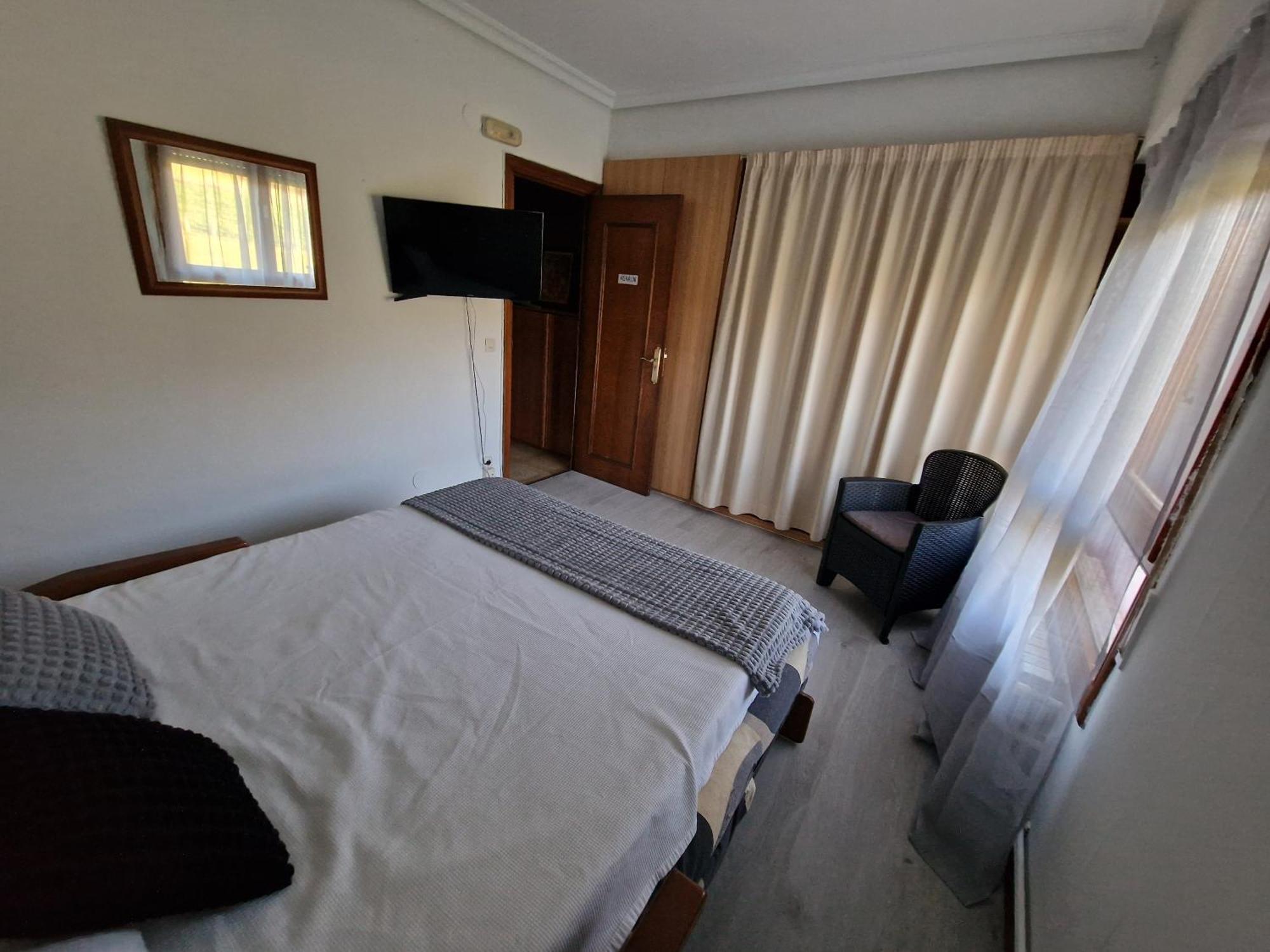 Hostal Lizuniaga Bera  Eksteriør bilde
